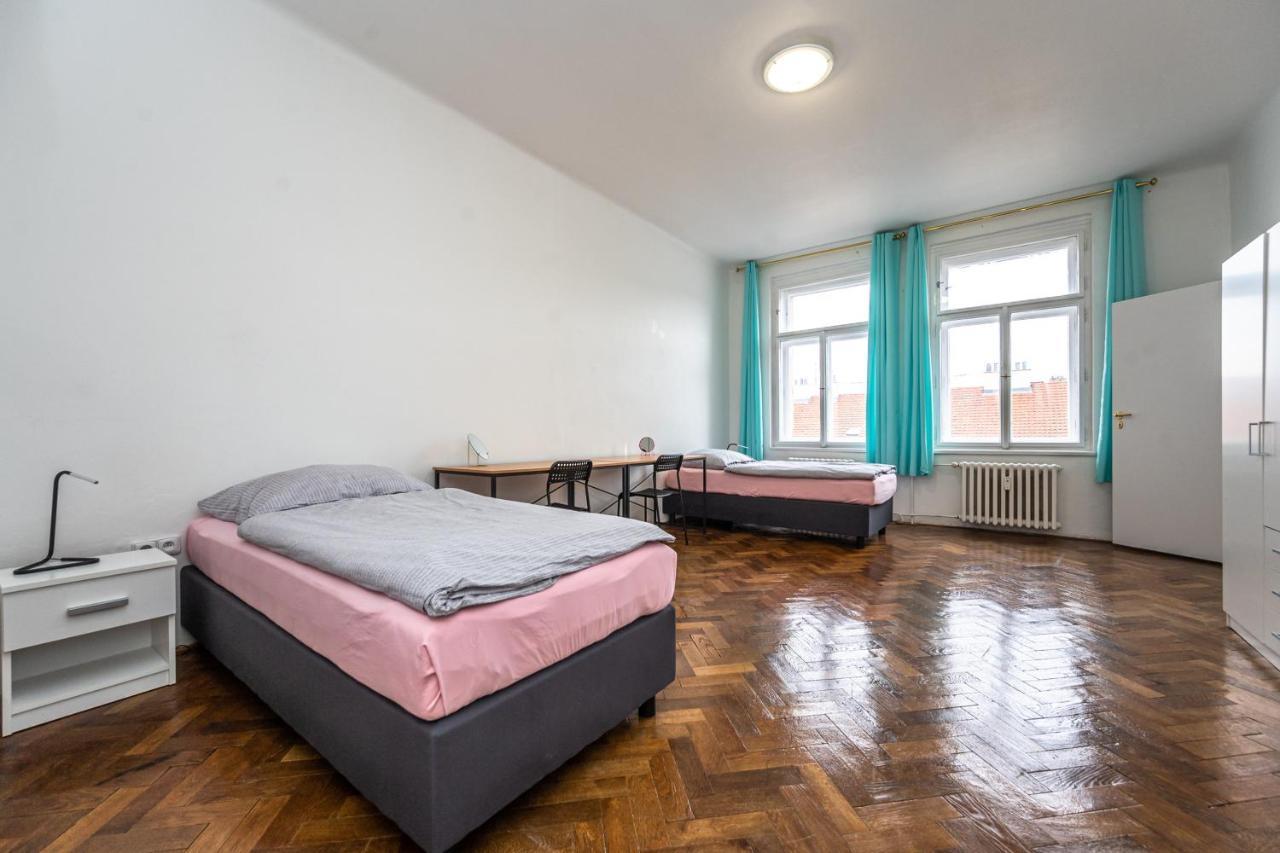 Apartments Safarikova 18 Praha Exteriér fotografie