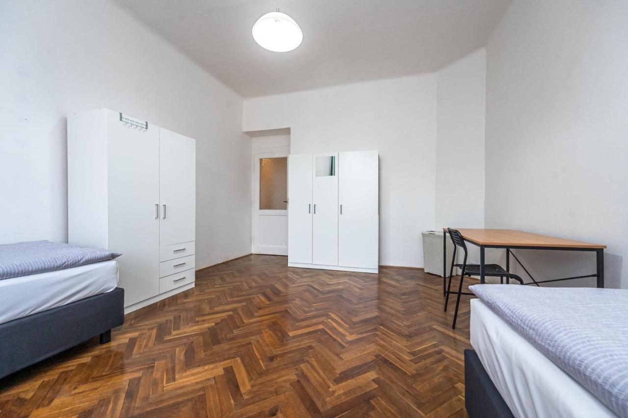 Apartments Safarikova 18 Praha Exteriér fotografie