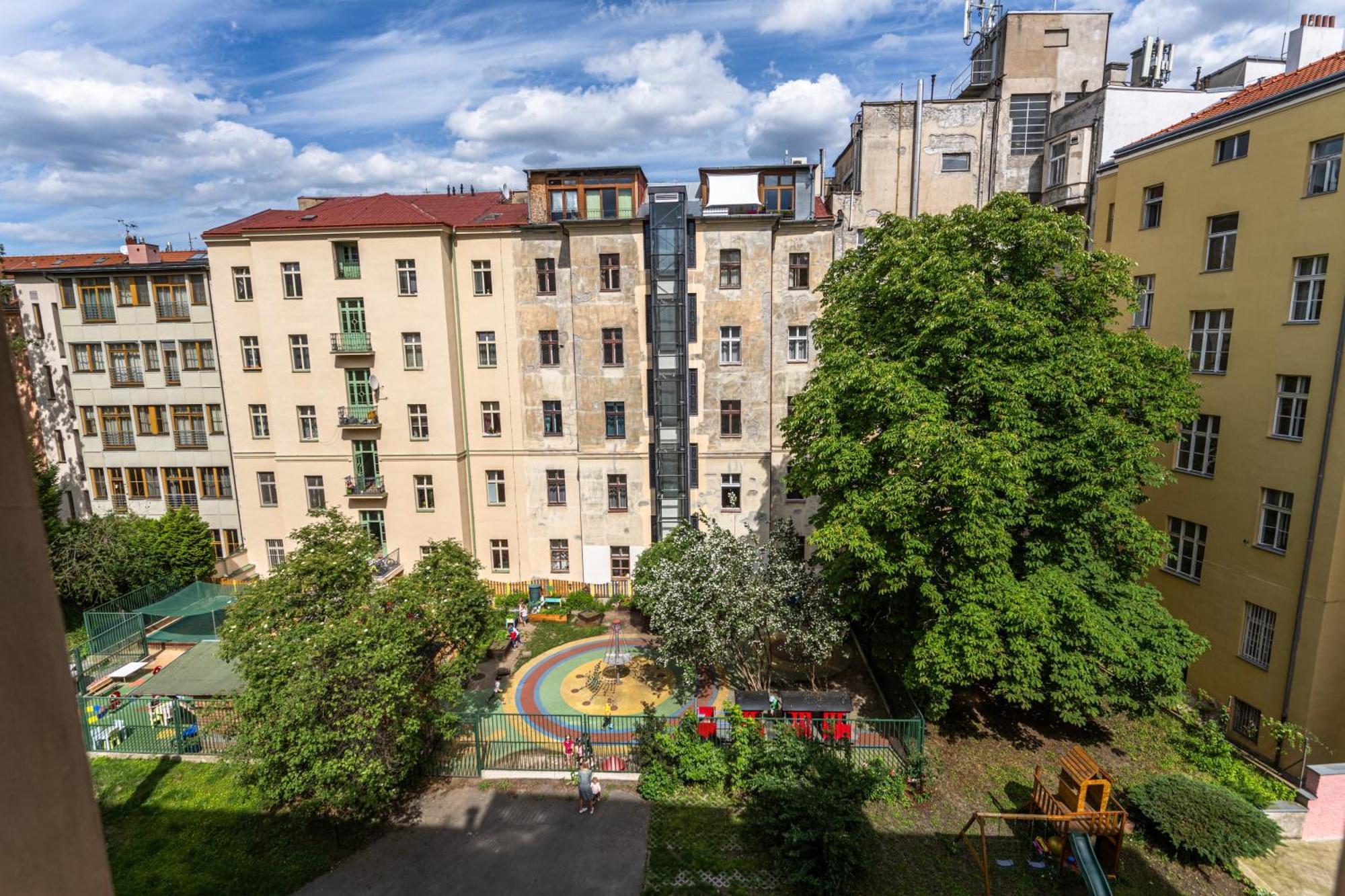 Apartments Safarikova 18 Praha Exteriér fotografie